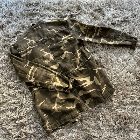 Camouflage jacket - Picture 2 of 9